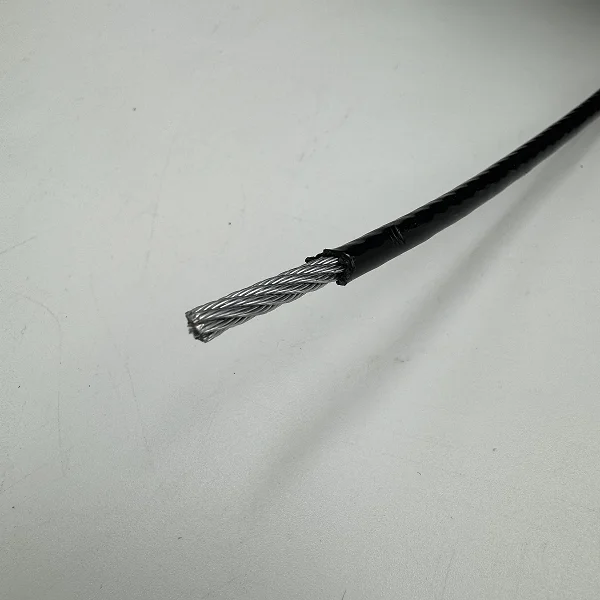 Канат, трос сталевий 6х7 оцинкований DIN 3055 в ПВХ чорній оболонці 4 мм (бухта 100м)